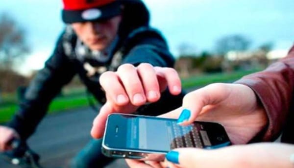 ¿Sabías que existe la línea *910 para bloquear tu celular robado o perdido?